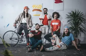 Cartel de Albero & García en El Corral de las Cigüeñas