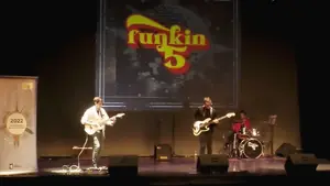 Cartel de FUNKIN V en El Corral de las Cigüeñas